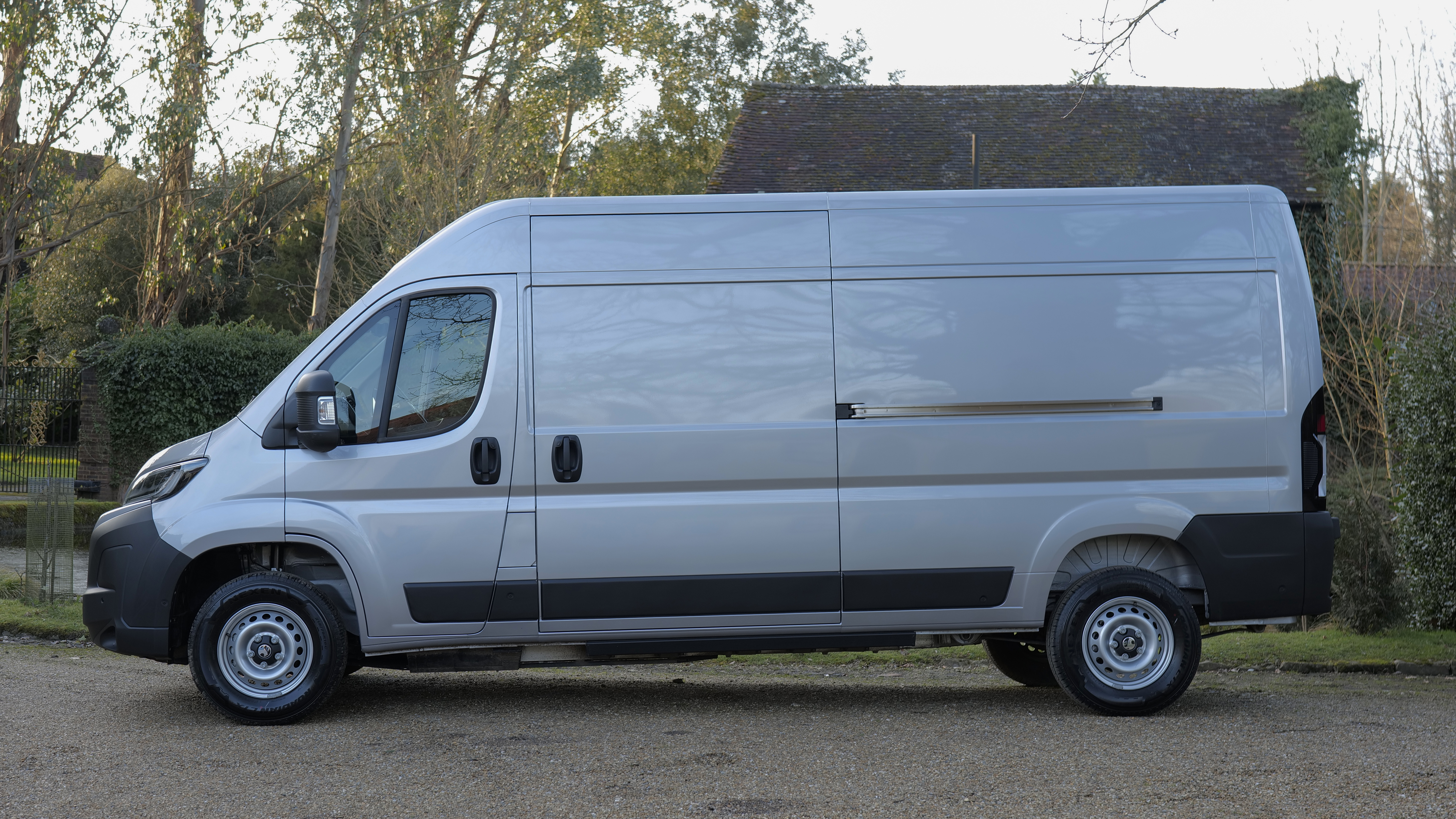 VAUXHALL MOVANO 4250 L4 HYDROGEN FWD Electric Lease